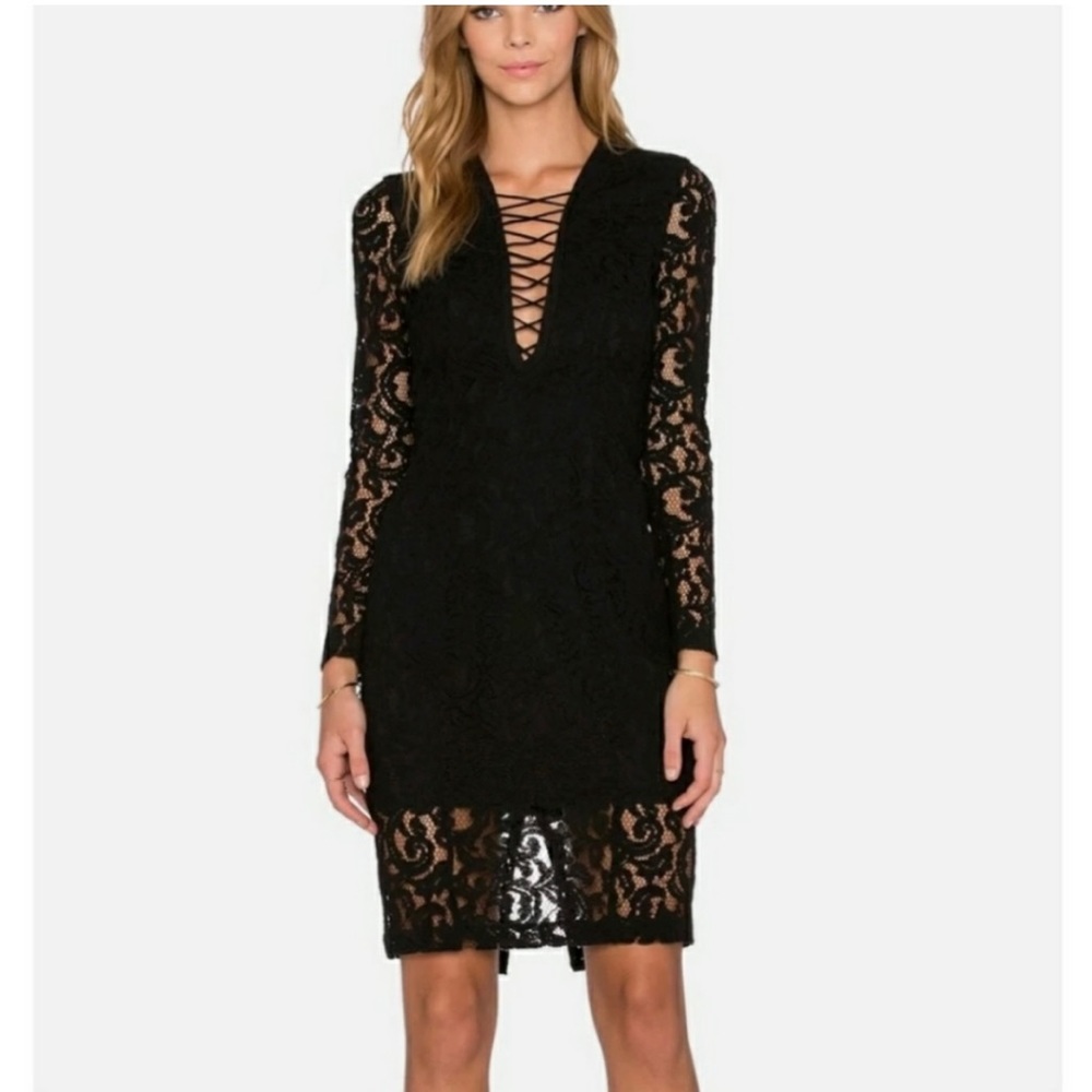 Bardot | NWOT Size 6 Cotton Laced Up Plunging V-neck Black on Black Lace Dress